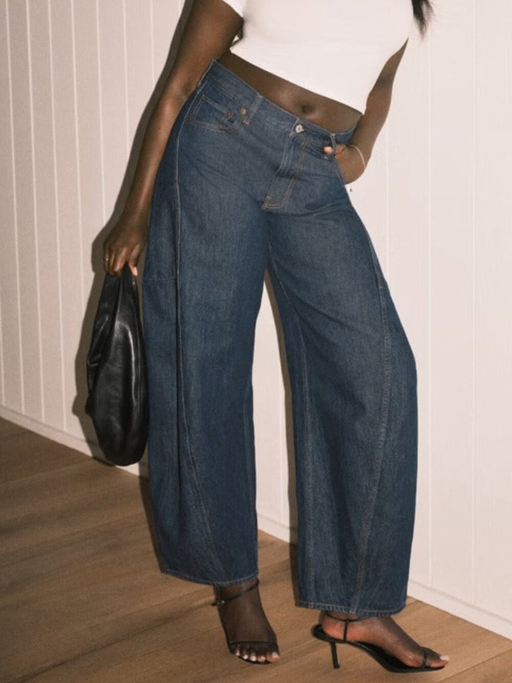 Abercrombie and Fitch Mid Rise Ultra Barrel Dark Wash Jean